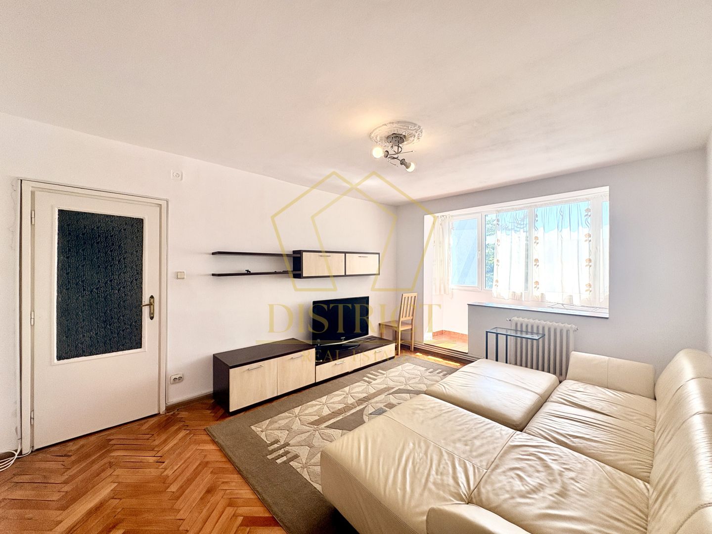 Apartament spațios cu 3 camere | Ultracentral - Poză 2