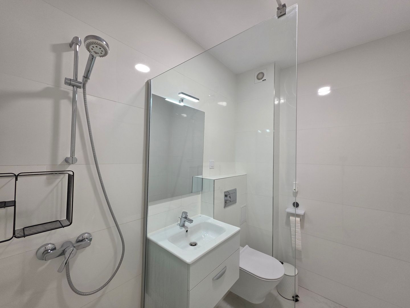 Apartament 2 camere lux decomadat Pipera Plaza - Poză 9