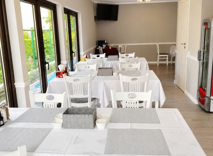 Pensiune Busteni, 14 camere, teren 900 mp, zona Libertatii, Acceptam Rate - Poză 7