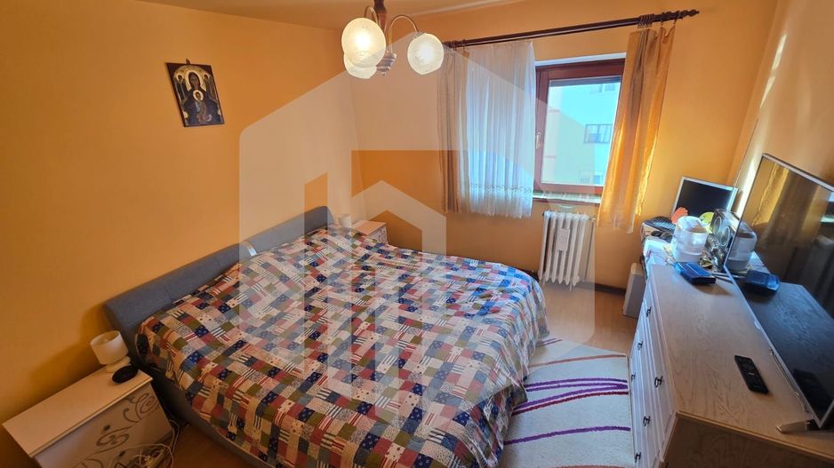 Apartament 4 camere decomandate Strand - Poză 4