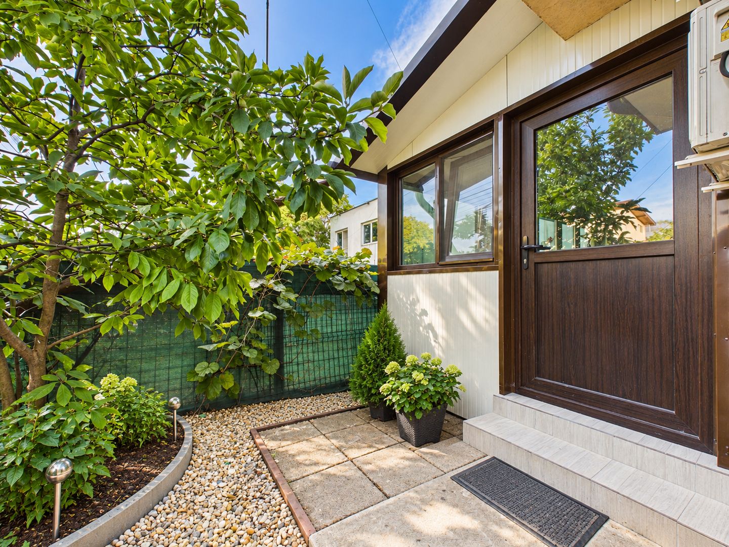 Casă duplex P+1+M | 113 mp utili | Curte | Popești-Leordeni - Poză 2