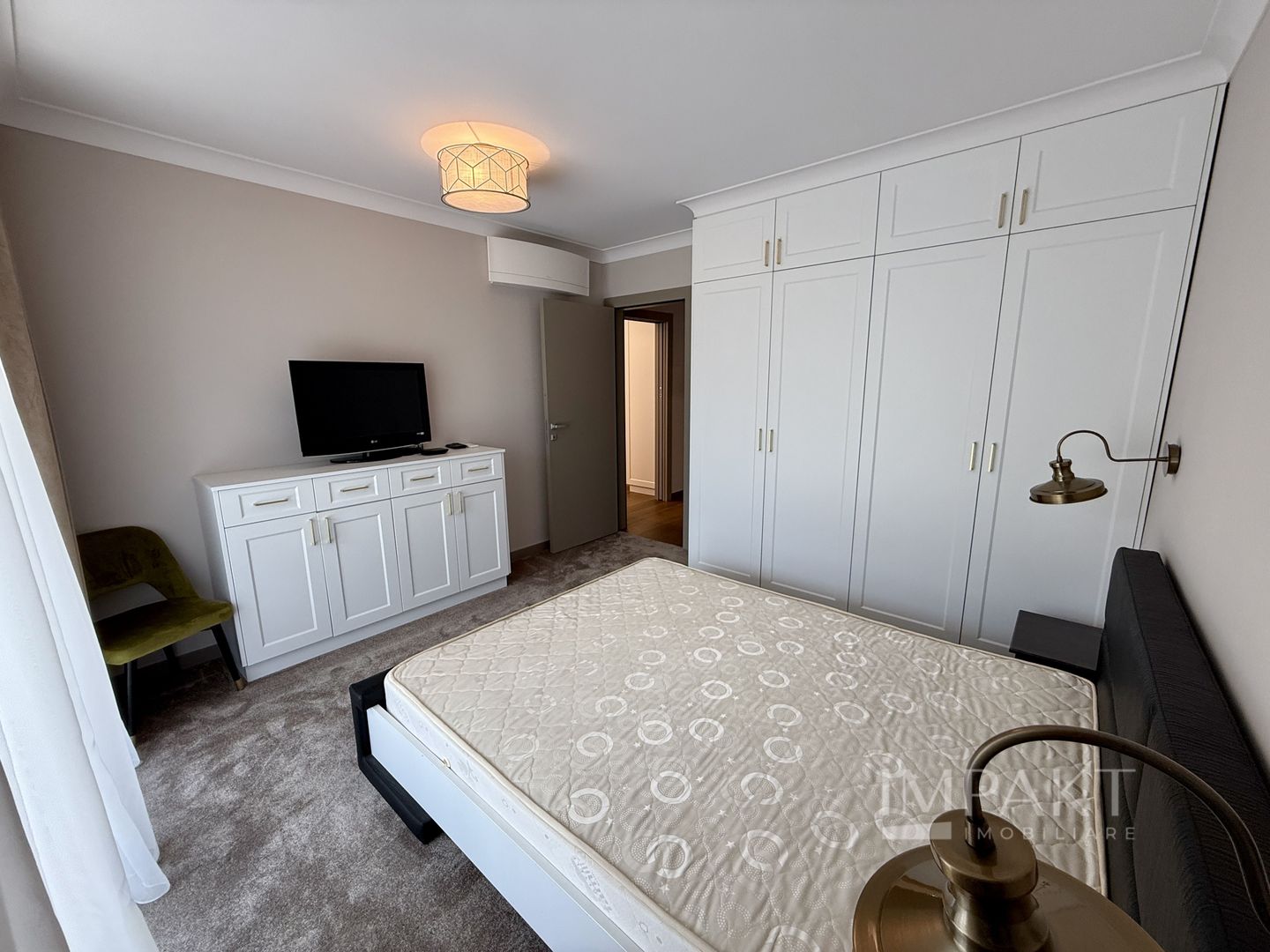 Apartament ultralux cu 3 camere, in Bună Ziua! - Poză 14