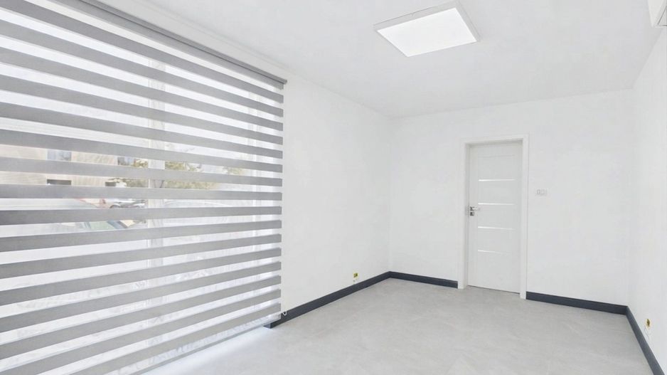 Birou 32 mp Oradea, parcare, acces centură - Poză 8