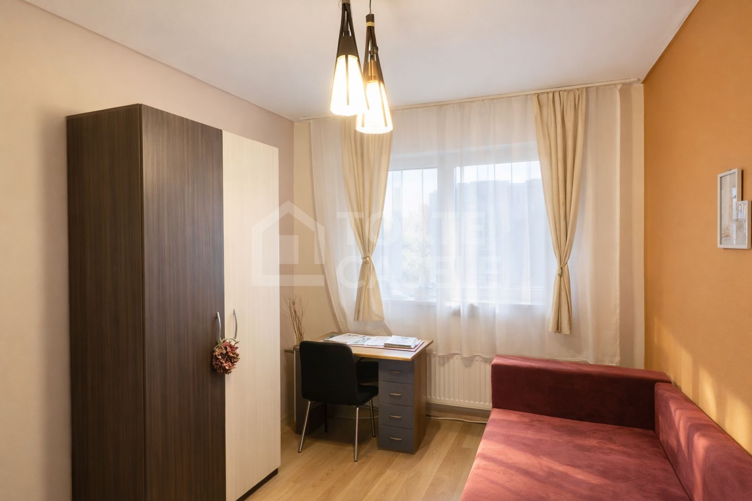 Apartament cu 3 camere, etaj intermediar, zona Dunarii - Poză 2