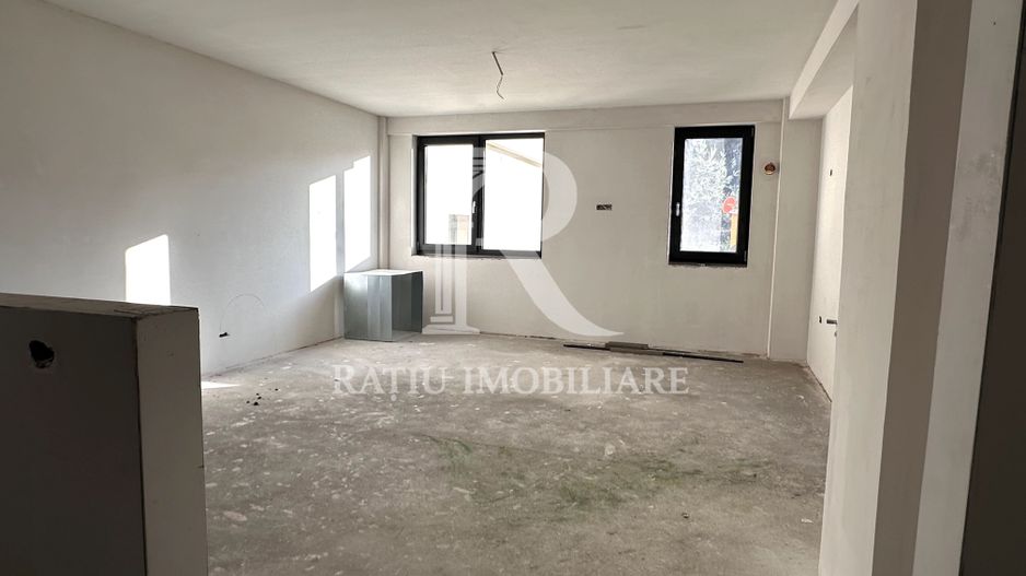 Apartament cu 3 camere | Ultracentral | Oradea - Poză 2