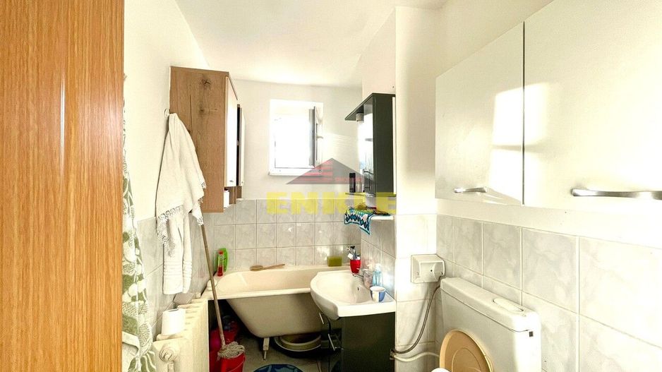 De vânzare apartament cu 4 camere decomandat, zona Bulevard - Poză 10