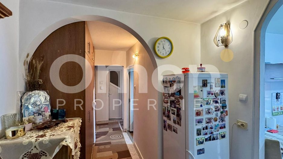 Apartament 3 camere de vânzare | zona Vasile Alecsandri | etaj 4 | - Poză 1