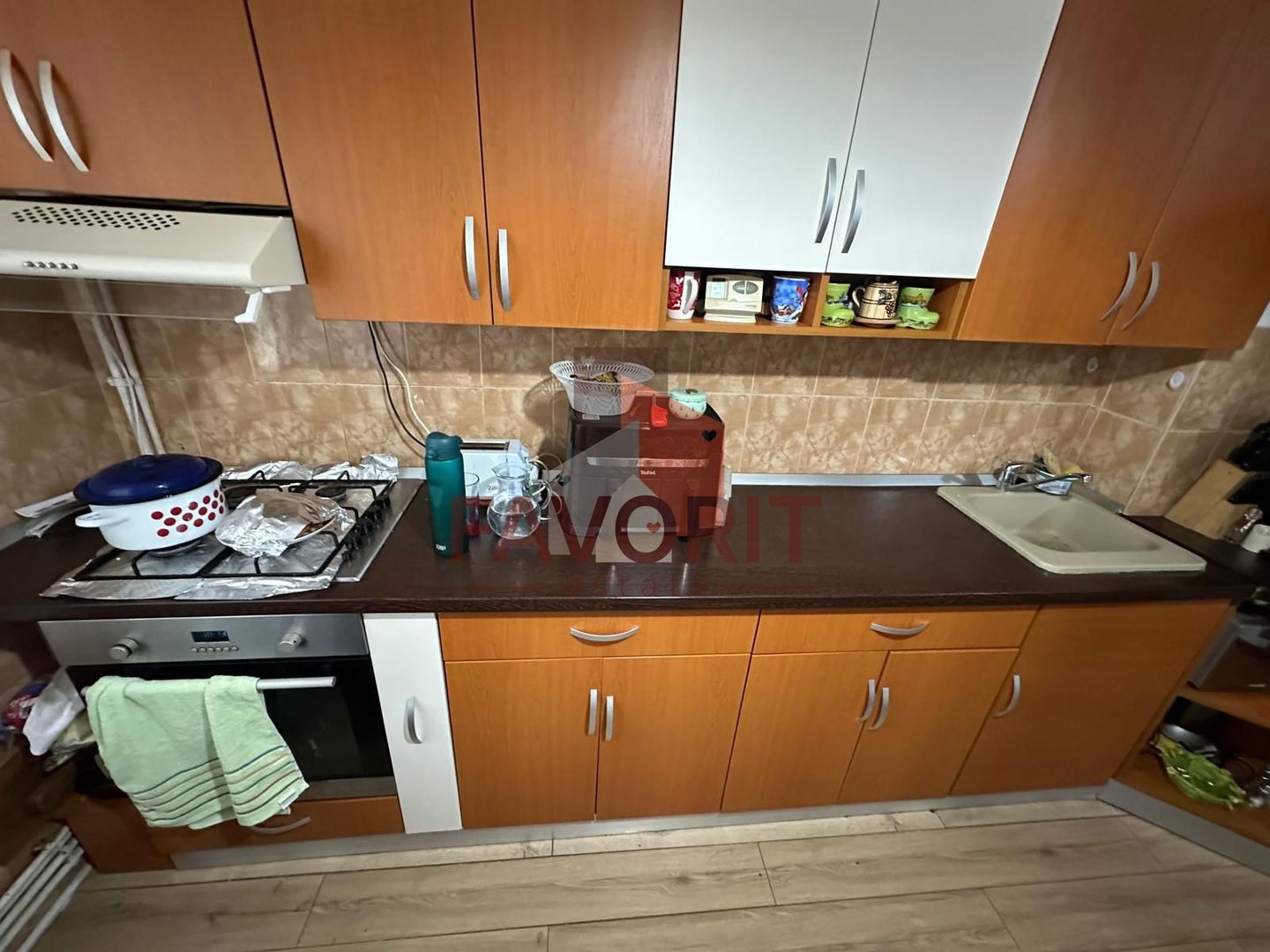 3 camere | centrala proprie | mobilat si utilat | zona excelenta | - Poză 7