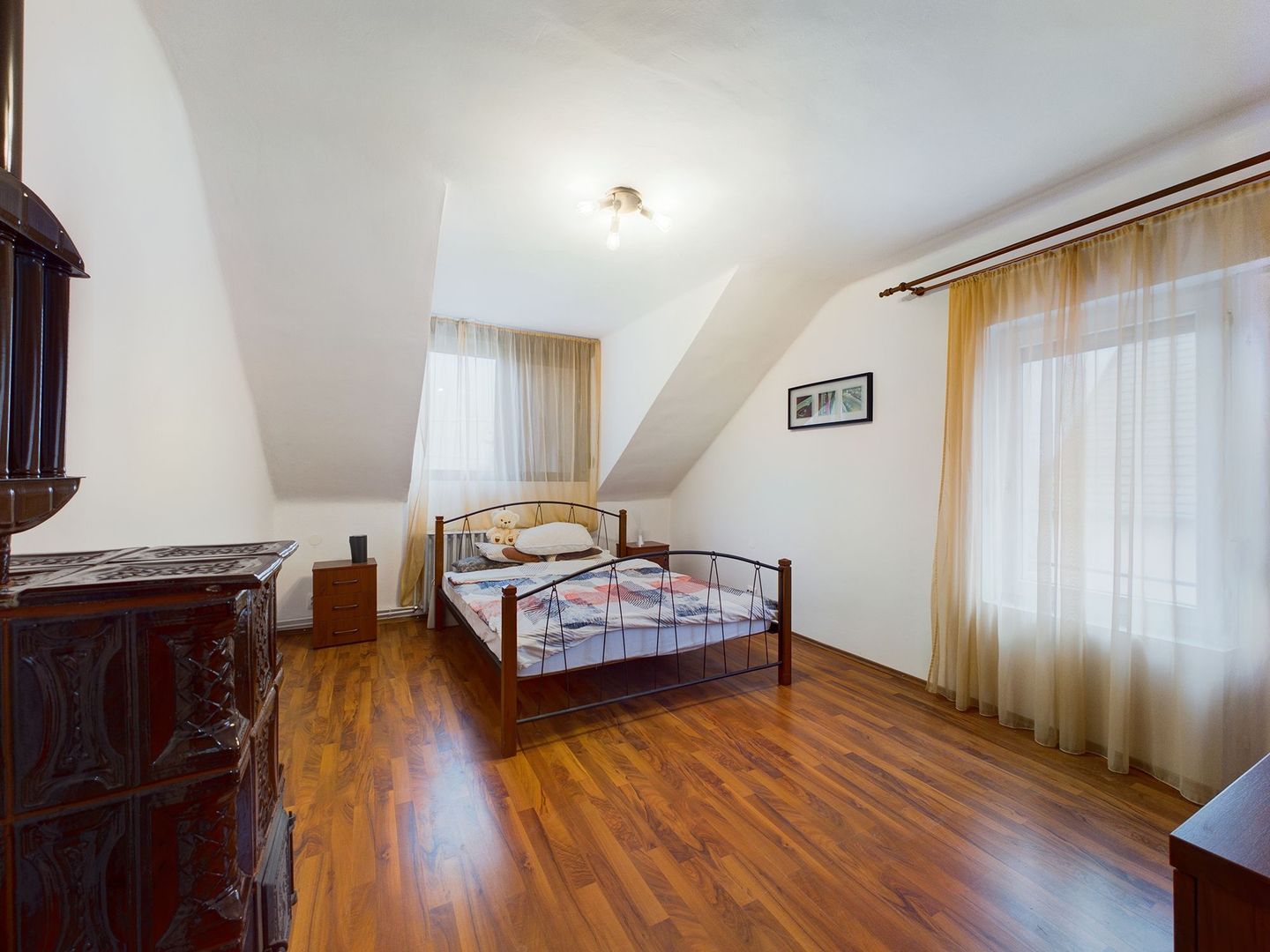 Casă nouă cu teren generos la graniță - Poză 12