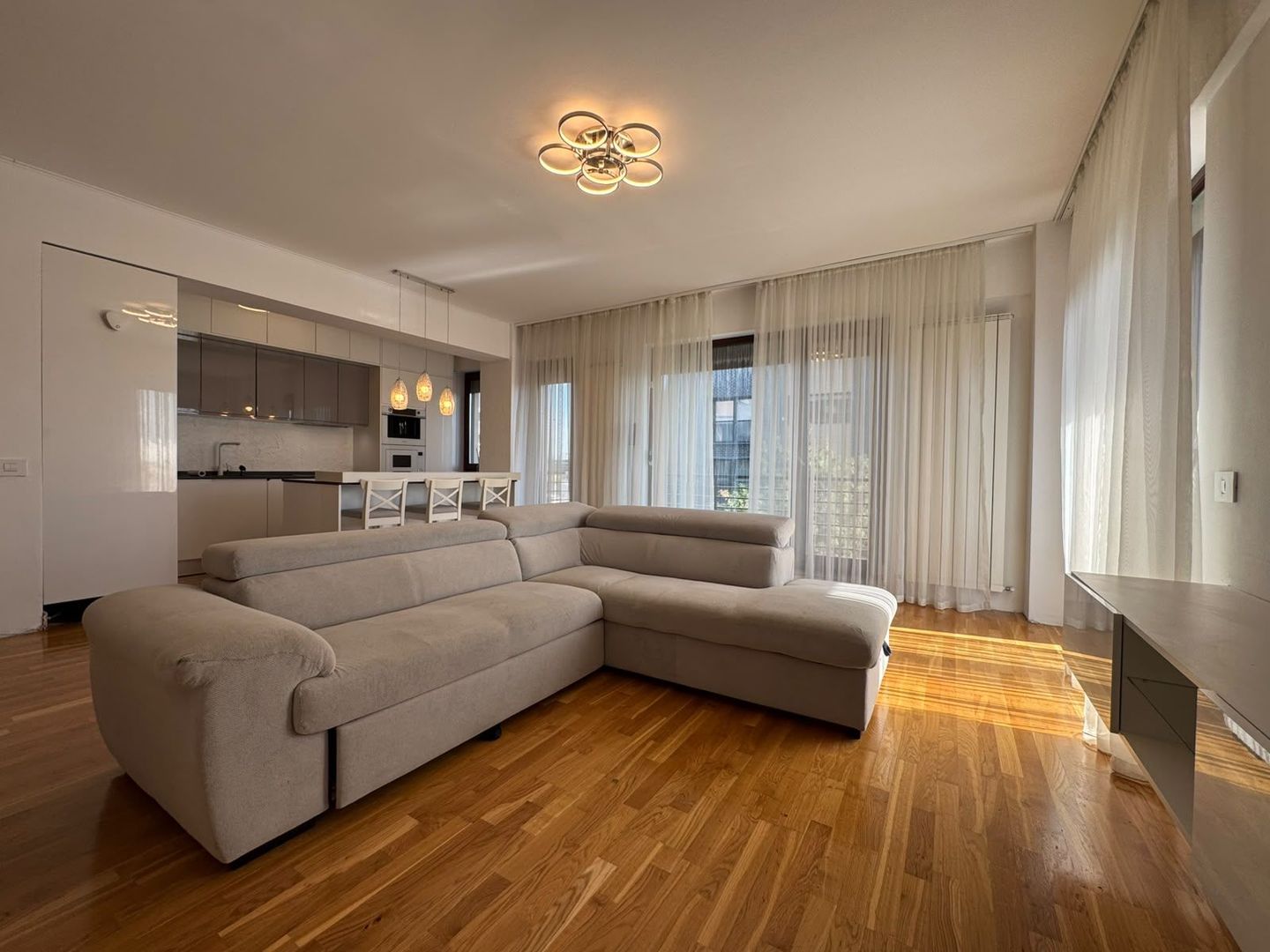 3 camere + LOC DE PARCARE INCLUS || BANEASA- AVIATIEI -BIHARIA - Poză 1
