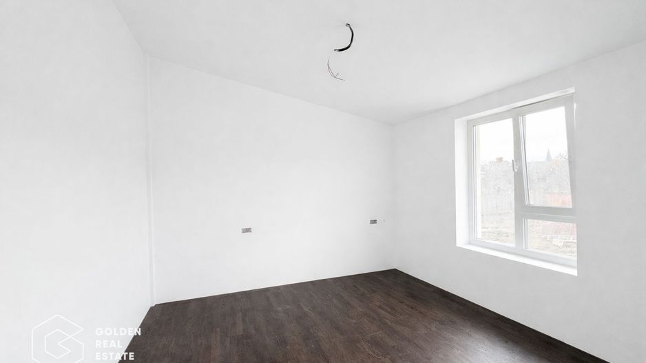 Jumatate de duplex, casa la pret de apartament in Chisoda - Poză 6