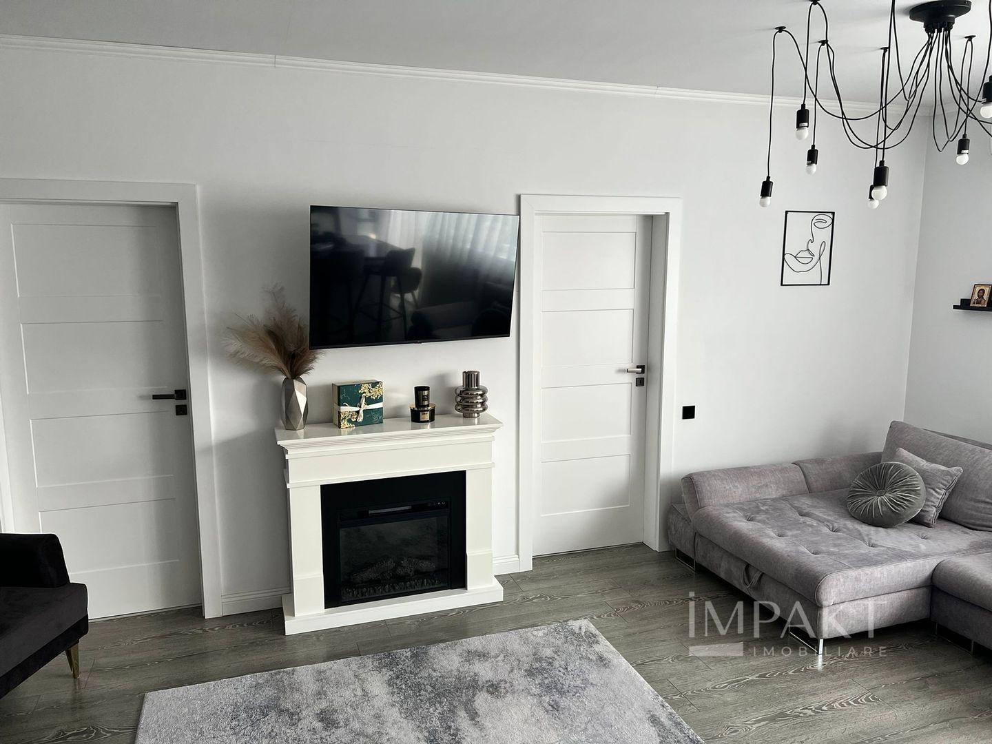 De vanzare apartament ultrafinisat 3 camere cu terasa - Vivo Mall! - Poză 1