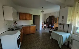 Casă 4 camere de vânzare | Cisnădie | 140 mp | teren 1.230 mp - Poză 19