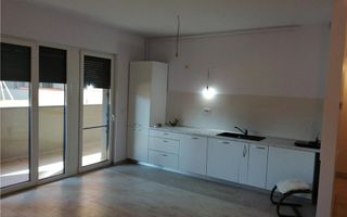 Apart Aradului  bloc nou+terasa de 10 m - Poză 1