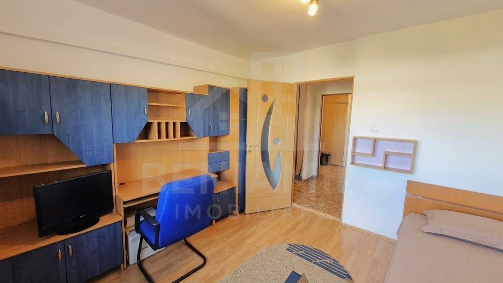 3 camere decomandat-73MP- Centrala Termica-Aer Conditionat-Mcdonalds - Poză 3
