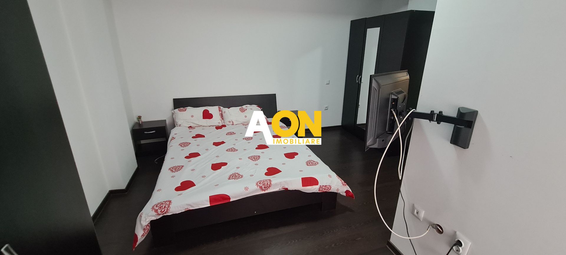 Apartament 2 camere,  mobilat, utilat,  2 locuri de parcare - Poză 3
