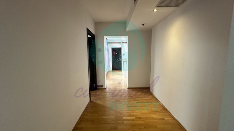 2 cam la 2 pasi de Bd Unirii - Constructie 2009 - Poză 4