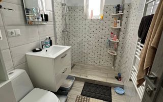 Etaj 1/Apartament-2Camere/Decomandat/Bloc nou/Boxa Zona CUG! - Poză 4