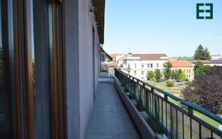Apartament cu 2 camere zonă centrală - ARAD - Poză 14