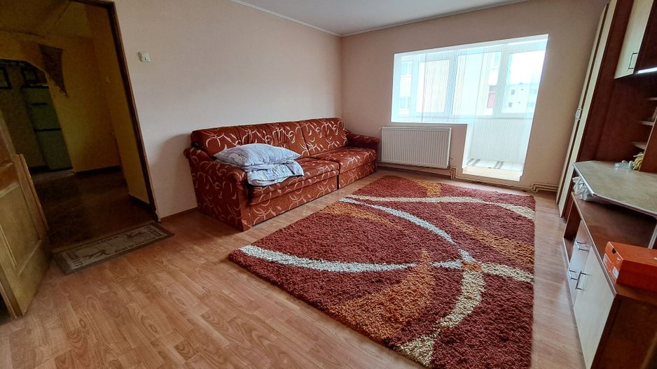 Apartament 3 camere zona centrala 66 m² - Poză 2