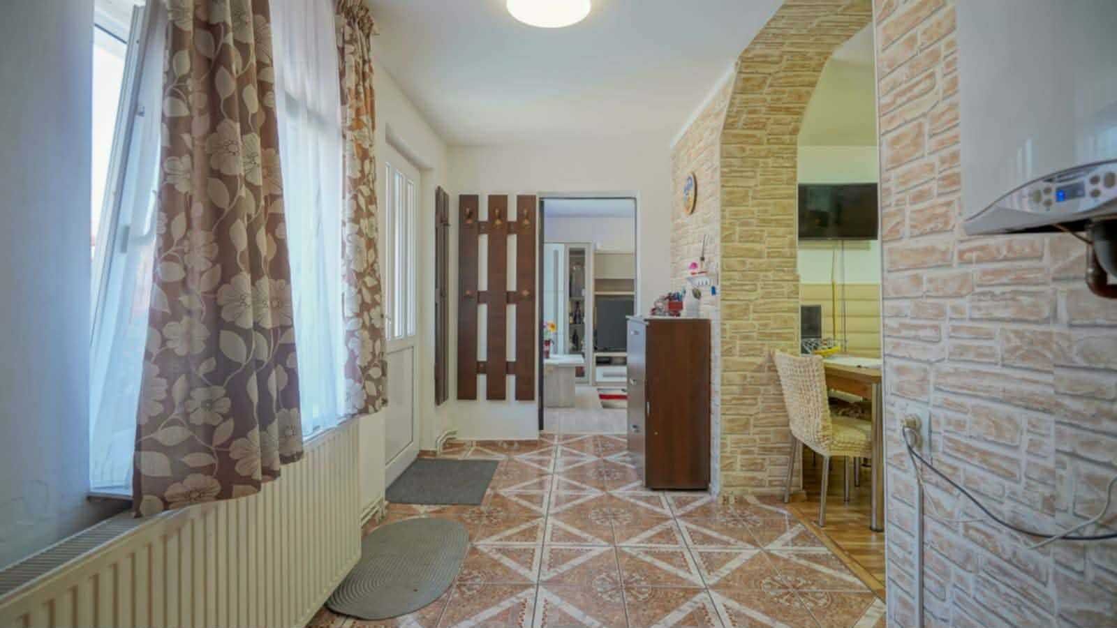 Casa de vanzare, 4 camere, zona Craiter, oras Brasov - Poză 6