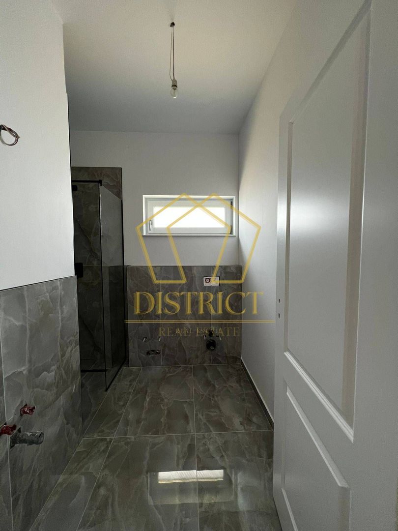 Duplex 5 camere despartit prin camera tehnica | Ghiroda - Poză 13