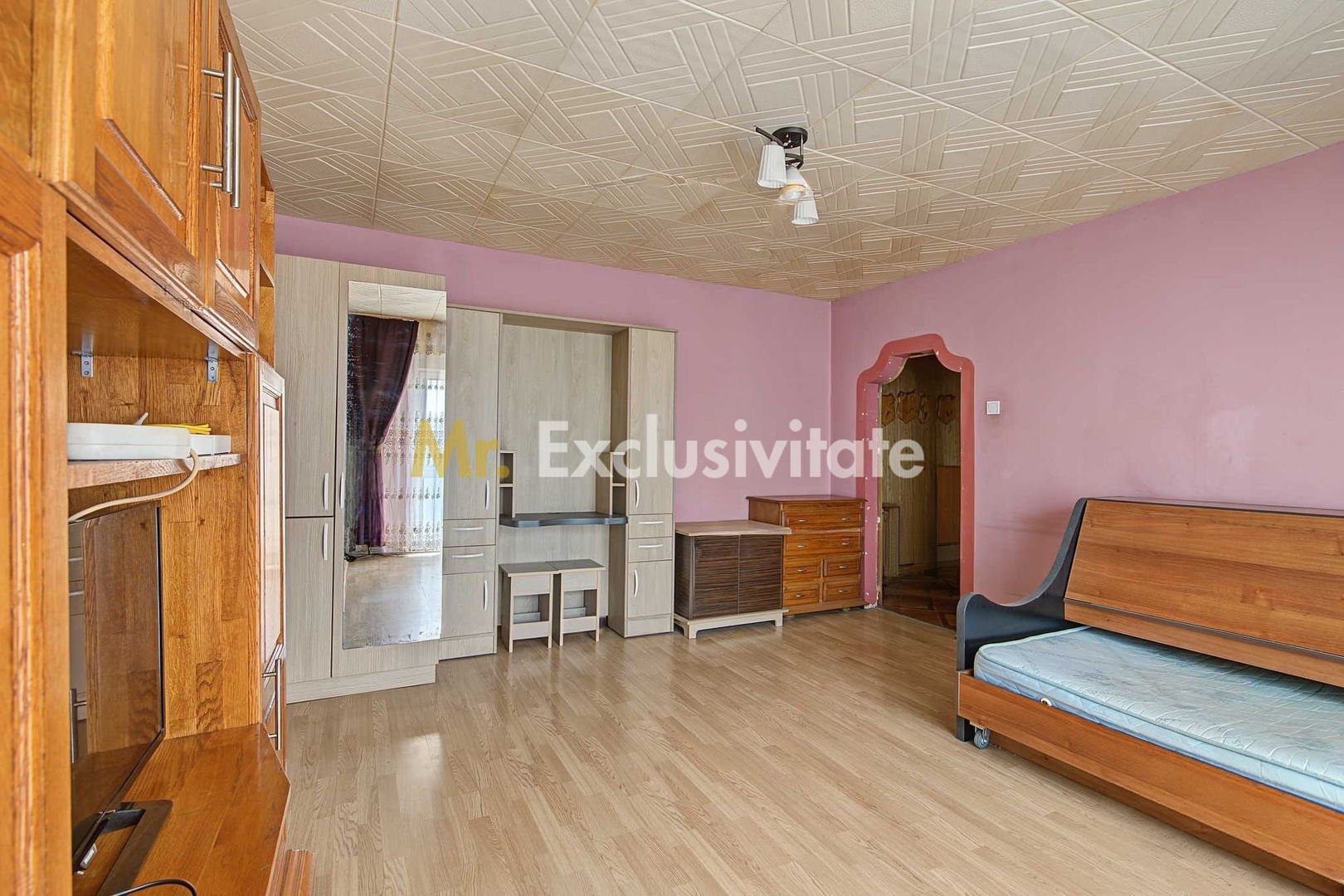 Apartament 2 camere in Mioveni etajul 2 - Poză 1