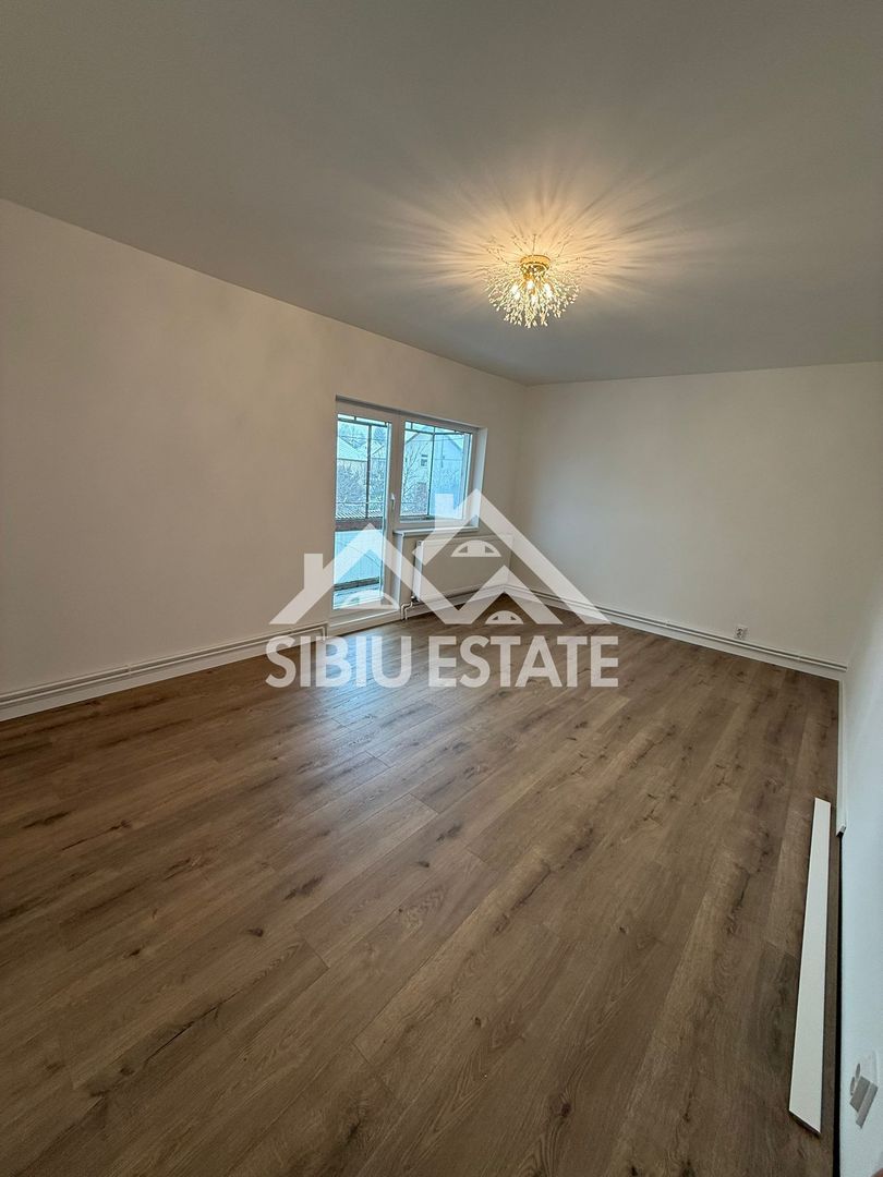 Locație excelentă! Apartament 3 camere renovat, etaj 1, Sibiu - Poză 25