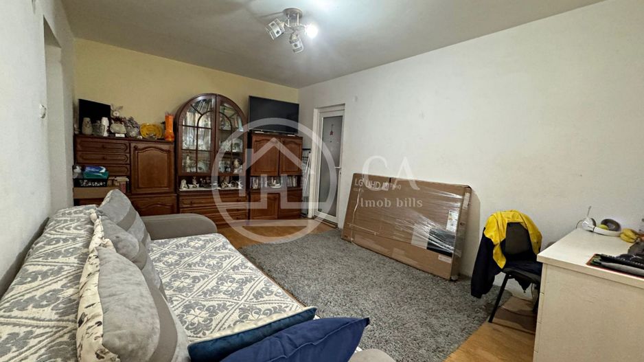 Apartament cu 3 camere de vanzare in zona Rogerius, Oradea - Poză 5