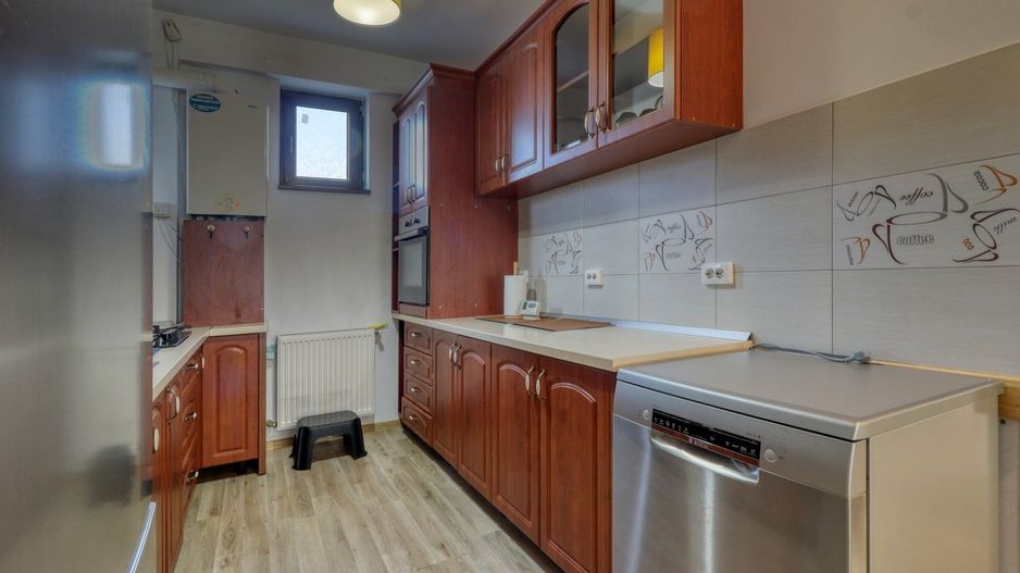 Apartament 3  camere si curte mare - Bucurestii Noi - comision 0 - Poză 3