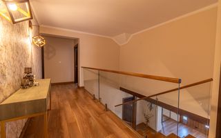 Proprietate exclusivista de vanzare: 2 case | 9 camere | 2000 mp teren - Poză 54