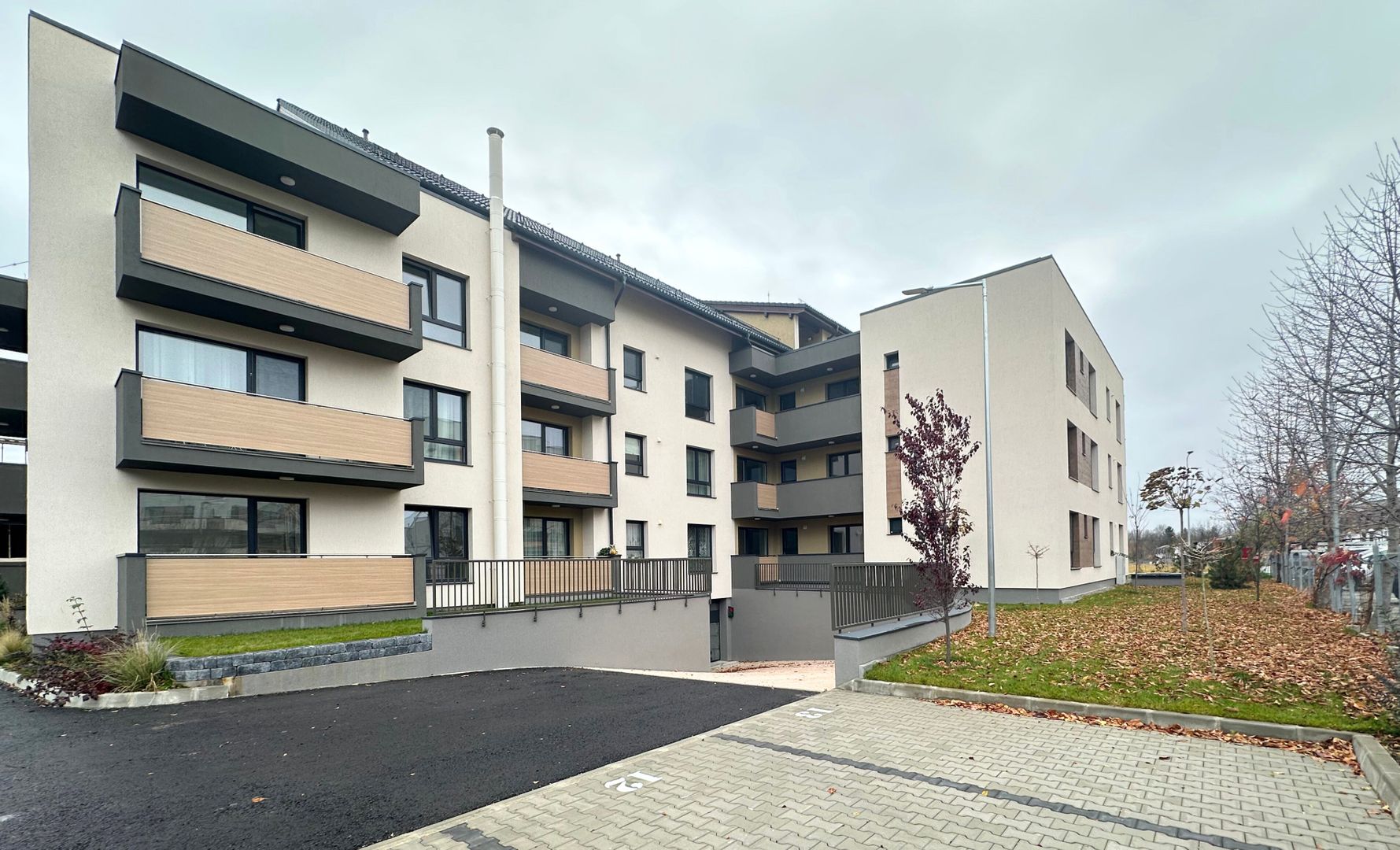 Apartament modern cu 3 camere în zona Coresi ROKMAN confort și exclusivitate - Poză 32