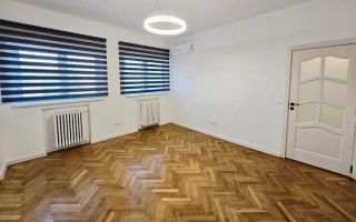 Închiriez apartament 4 camere, nemobilat, Unirii - Poză 4