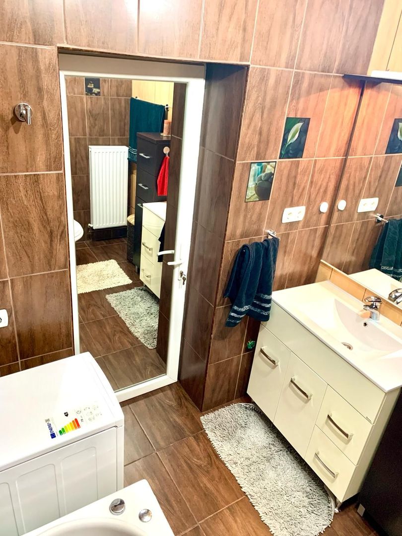 ageuropa.ro vinde ap 2 cam 65mp la etajul 2 în zona ULTRACENTRALA. - Poză 9