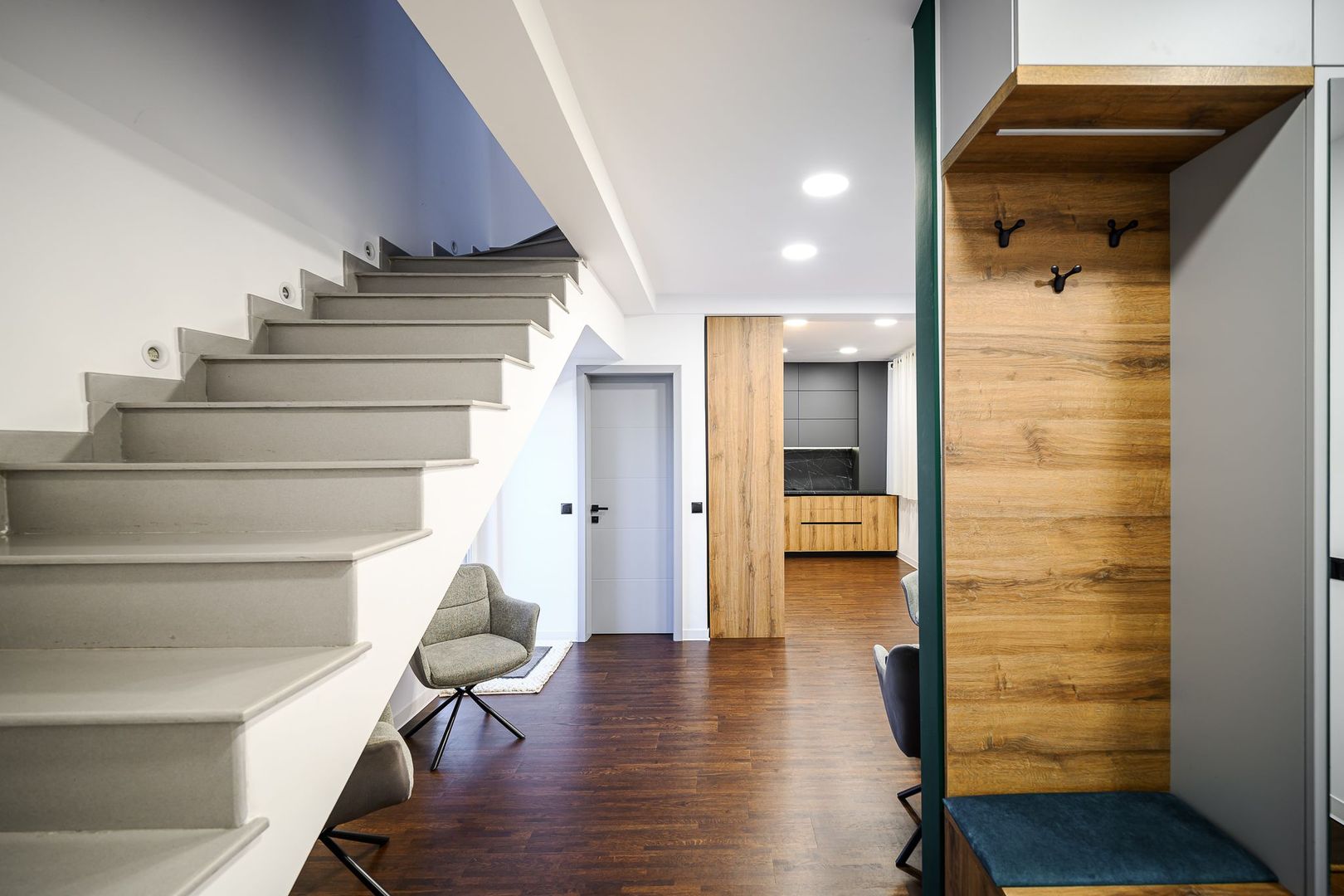 Duplex Superfinisat cu 2 Parcari Buna Ziua - Poză 17