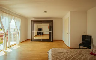 Exclusivitate - Sanpetru, casa cu priveliște deosebită - Poză 12