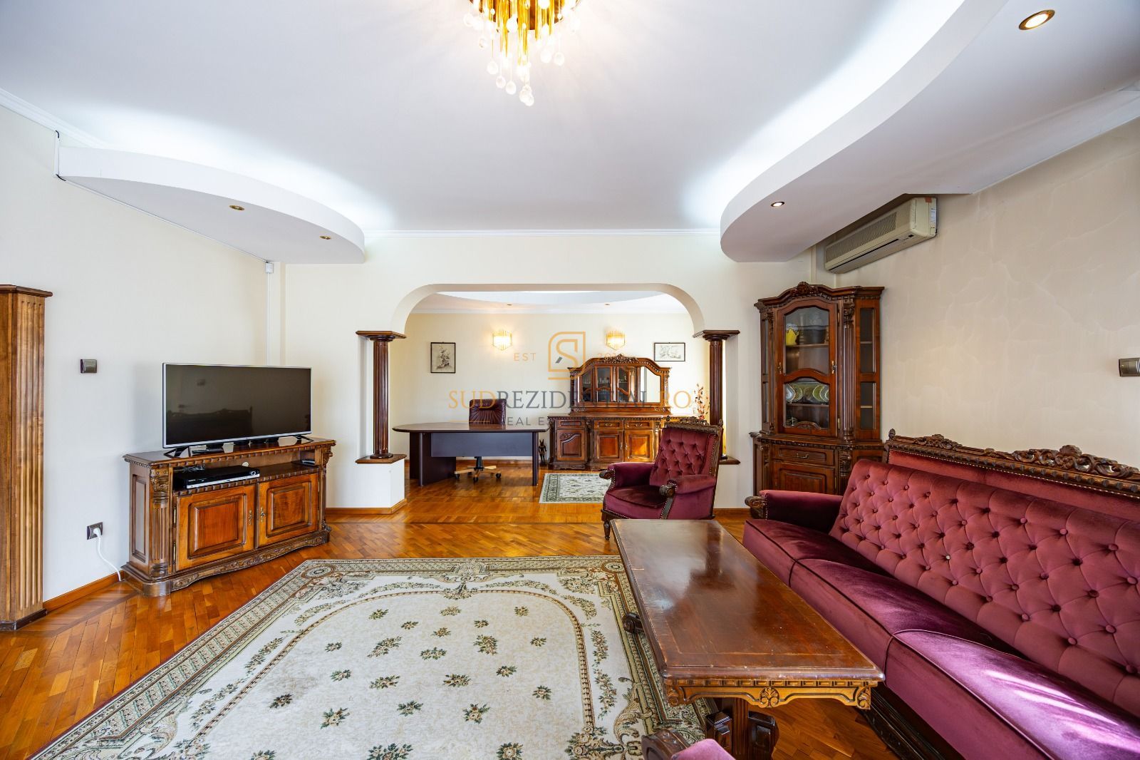 Vila impresionanta D+P+E+M | 500+ mp | teren 2652 mp | piscina - Poză 10