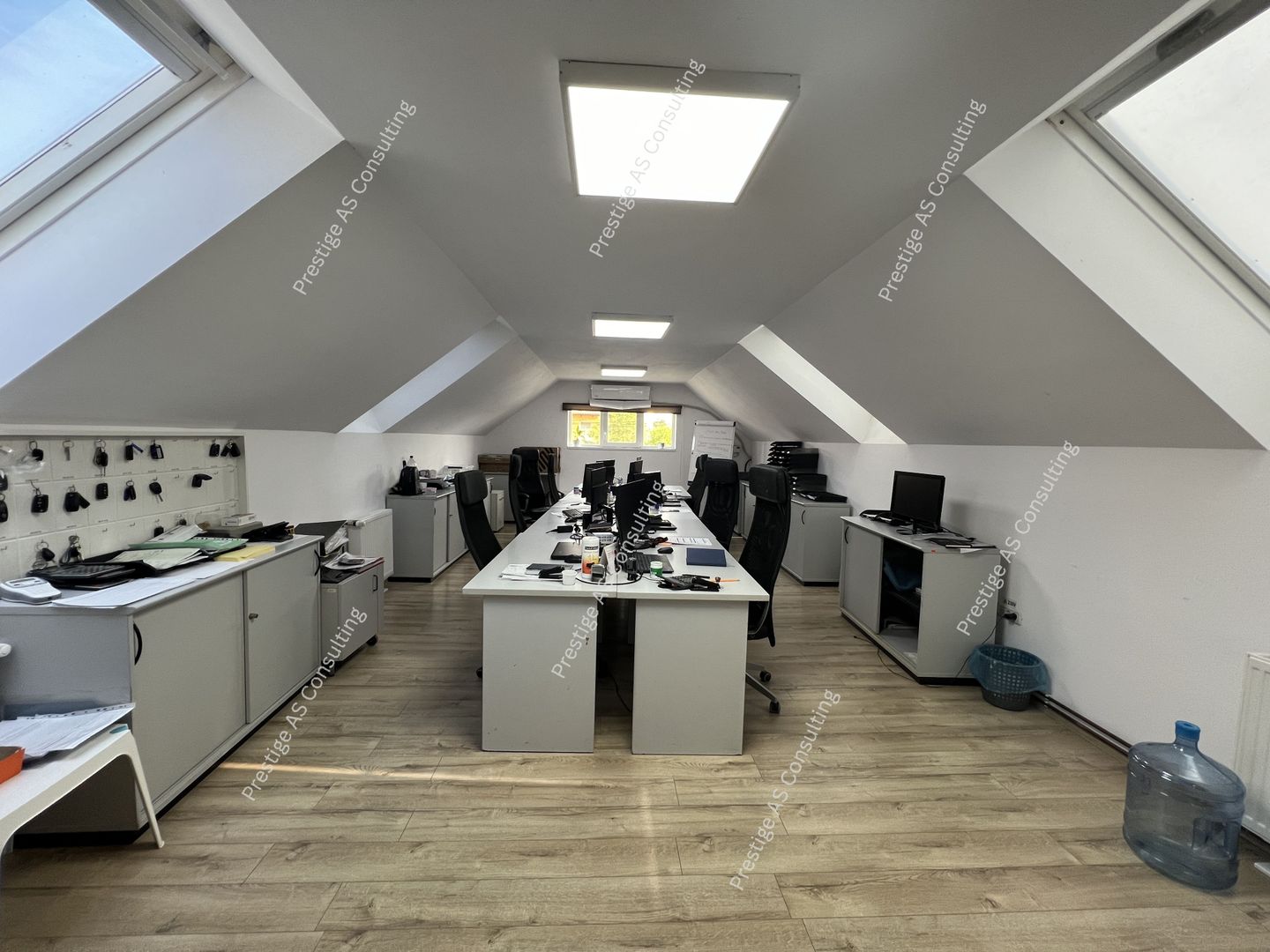 Spatiu Birouri | Panouri Solare | 888mp Teren-Freidorf - Poză 2