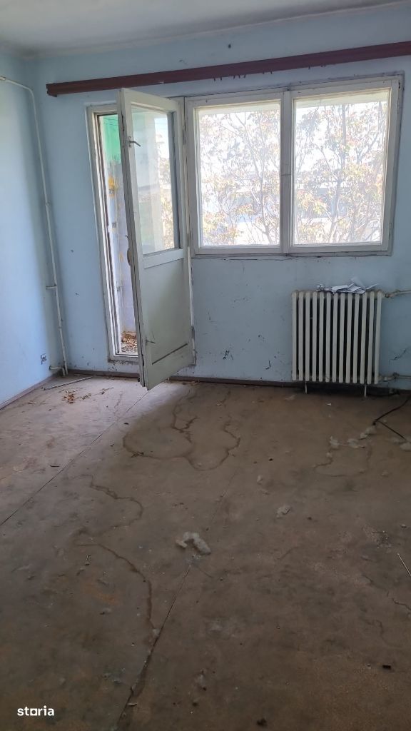 Apartament 2 camere,  etaj 4/4, de renovat, Micro14 - Poză 6