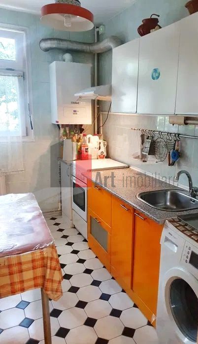 De vanzare 4 camere Titan-Parcul Teilor Ozana - Poză 6