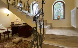 Vila  Frumoasa , individuala ,Sibiu ,7 camere , 5 Bai , mobilata ,utilata - Poză 35