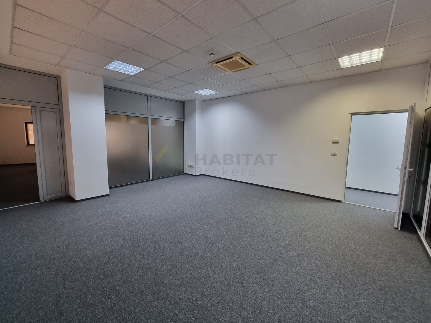 Cladire de birouri ideala ptr investitii - B-dul Aerogarii/ Baneasa - Poză 5