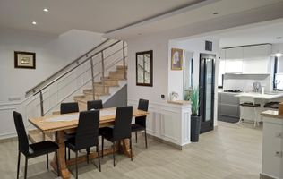 Casa individuala echipata premium cu 4 camere si 2 bai in Cristian