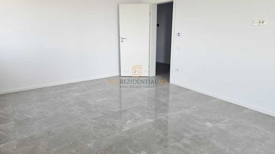 Apartament decomandat 3 camere, disponibil imediat, etaj 2/10 - Poză 7