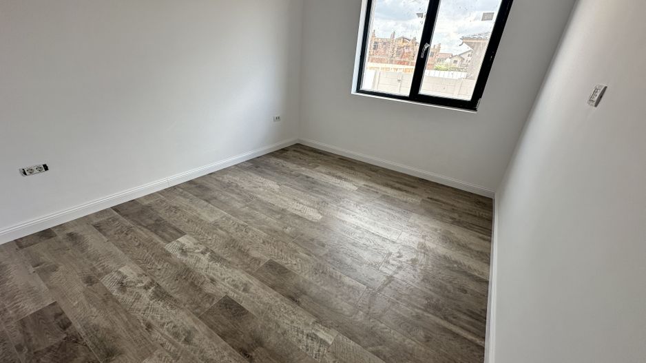 CASA INDIVIDUALA BRAGADIRU, TOATE UTILITATILE, CURTE 340 MP, COMIS 0% - Poză 5