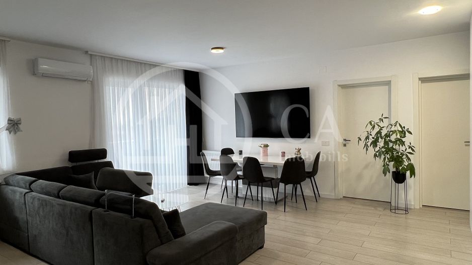 Apartament lux cu 3 camere de vanzare in zona Nufarul Oradea - Poză 1