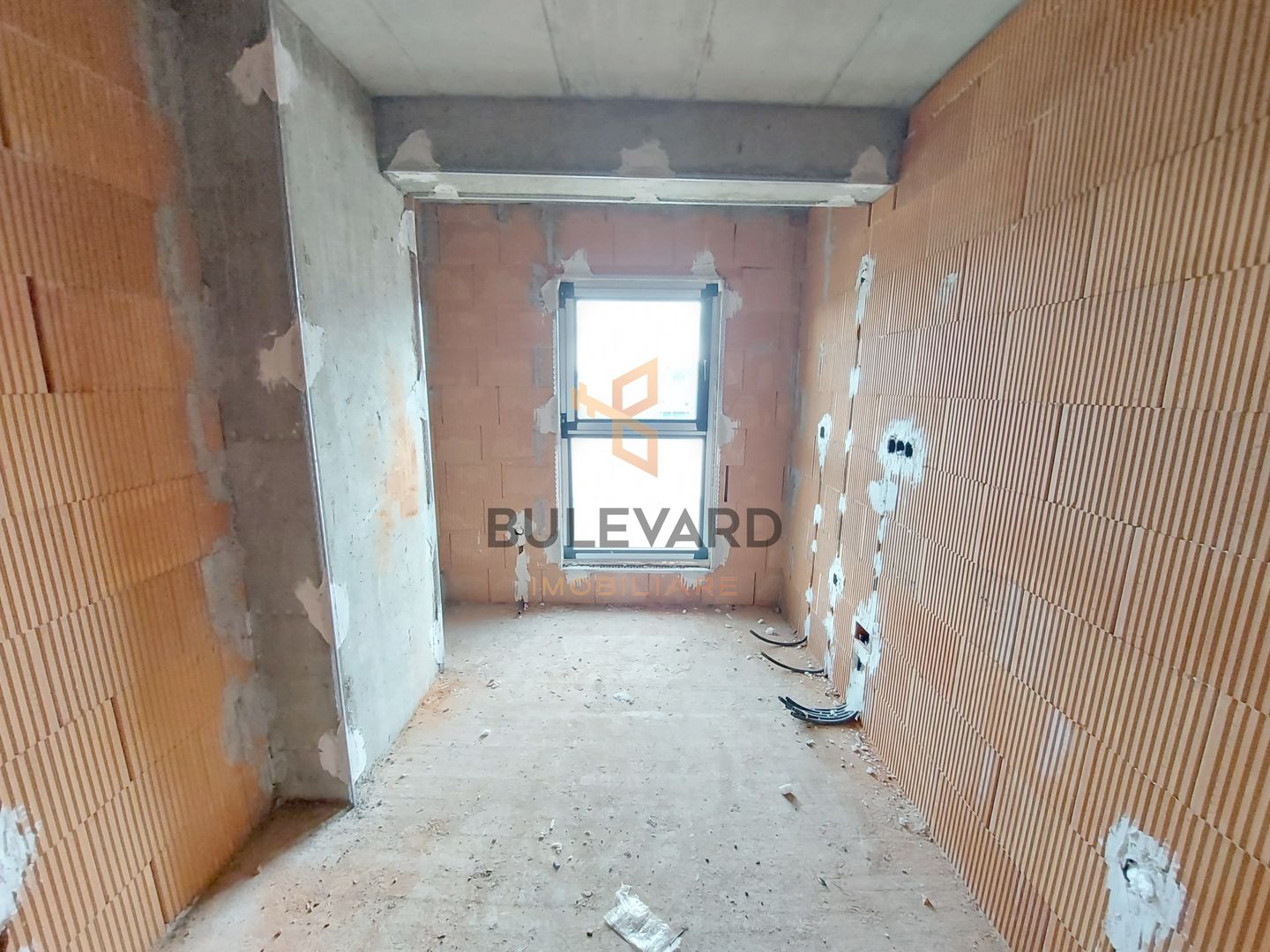 Apartament cu 3 camere+garaj+ 2 terase la 5 minute de Vivo! - Poză 6