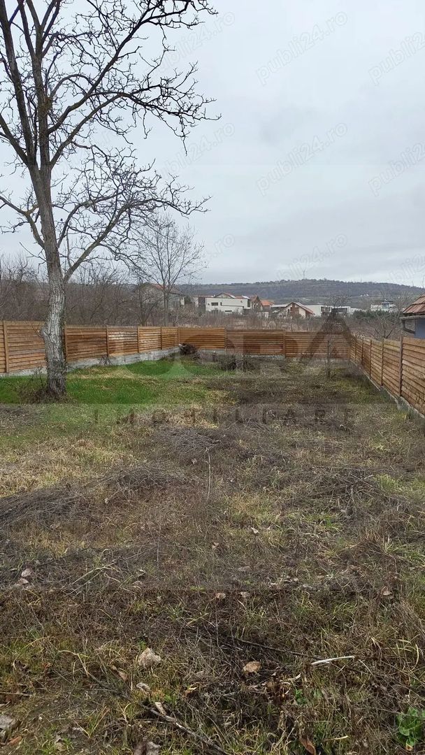 Casa de vanzare,  zona linistita, Dambu Rotund - Poză 2