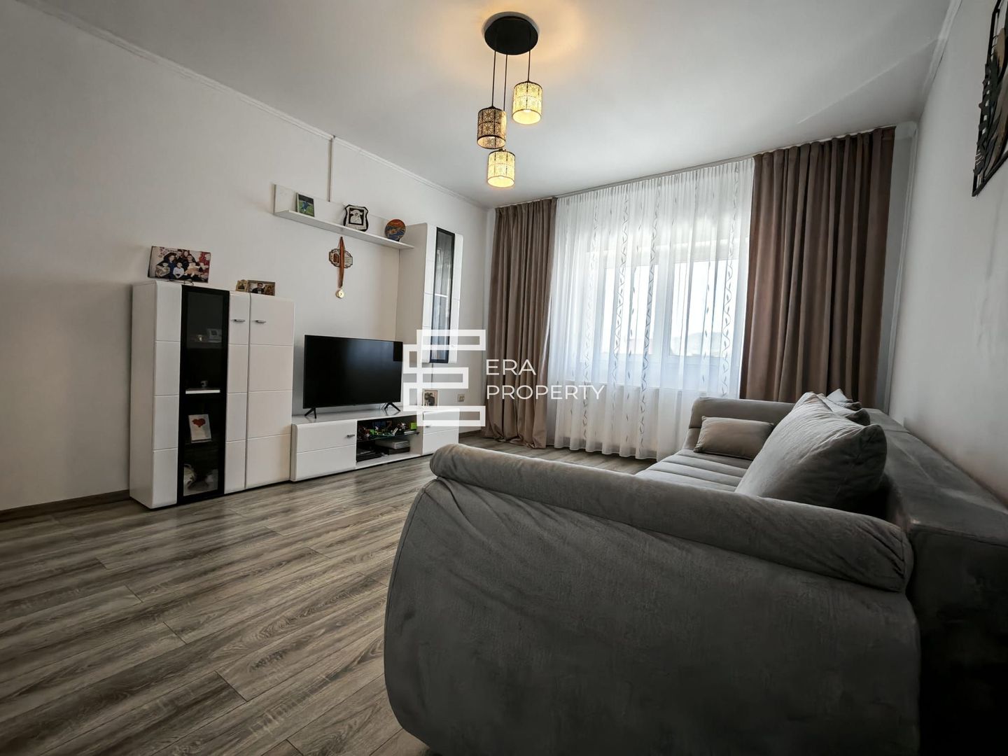 Casă individuală mobilata , teren 349 mp, pivnita - Mohu - Poză 5