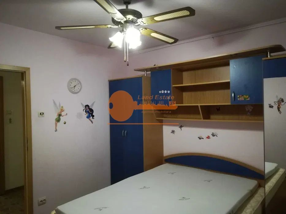 2 Camere - 6 Minute de Metrou Dristor - Poză 5